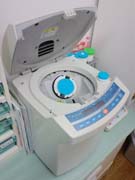 軟膏自動練り機 なんこう練太郎
